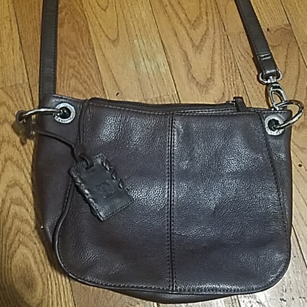 Tignanello leather purse